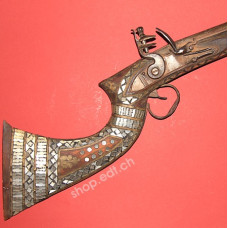 Afghan jezail short gun of the 19th century